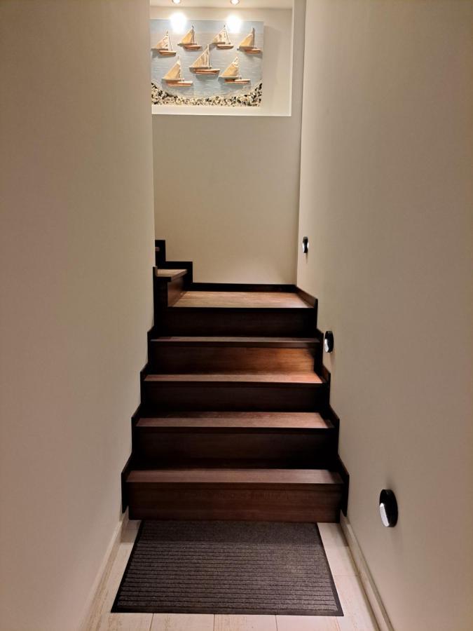 Old Town Apartment *