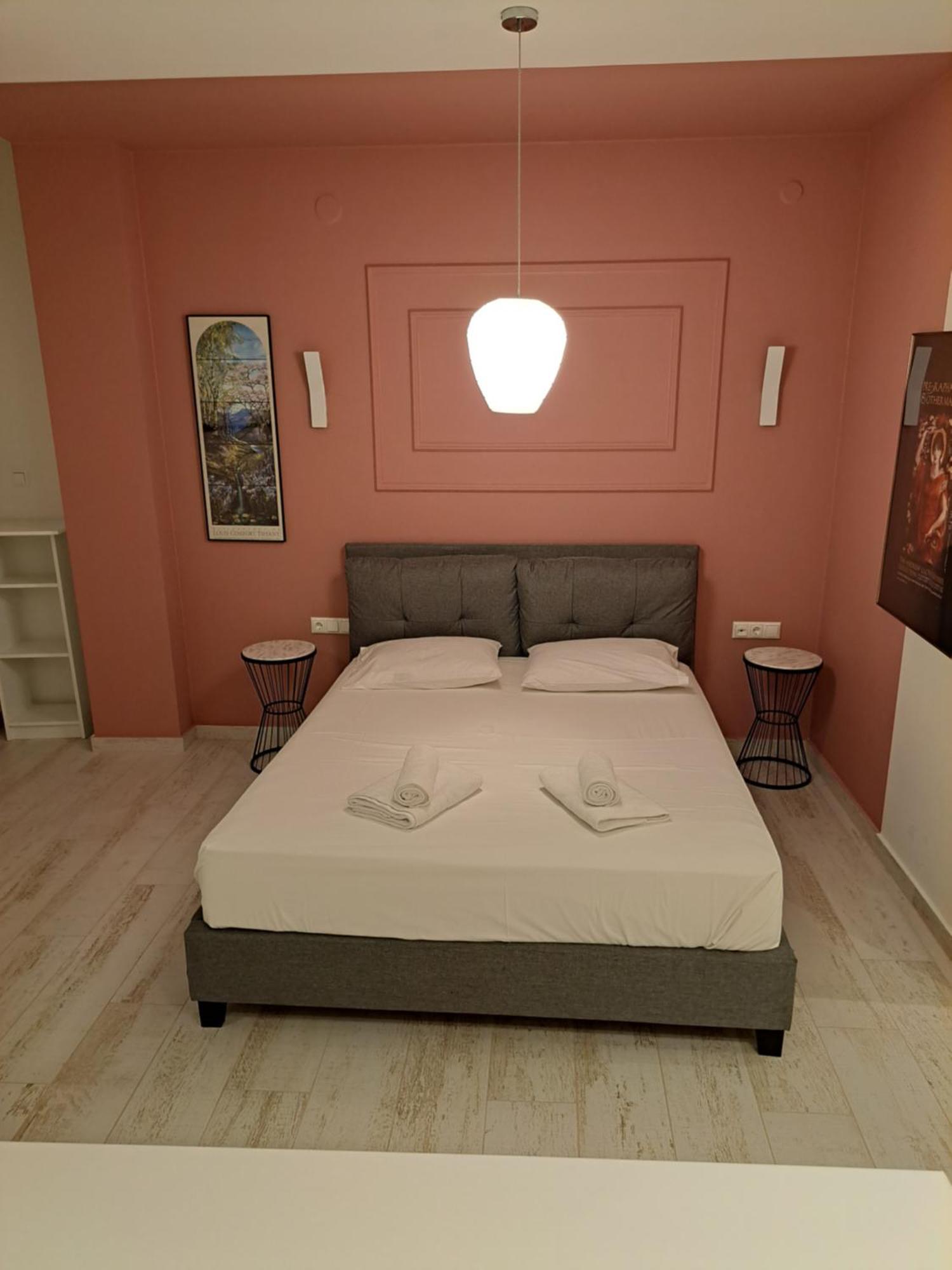 Old Town Apartment *